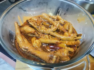 香辣卤鸡爪 