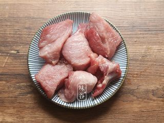 夏日消暑健胃靓汤~茨实节瓜汤 