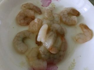 西兰花炒虾仁，经典中一直透着时尚 